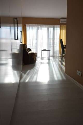 Апартаменты Kirova 27D white DELUX studio Днепр Апартаменты Делюкс-18