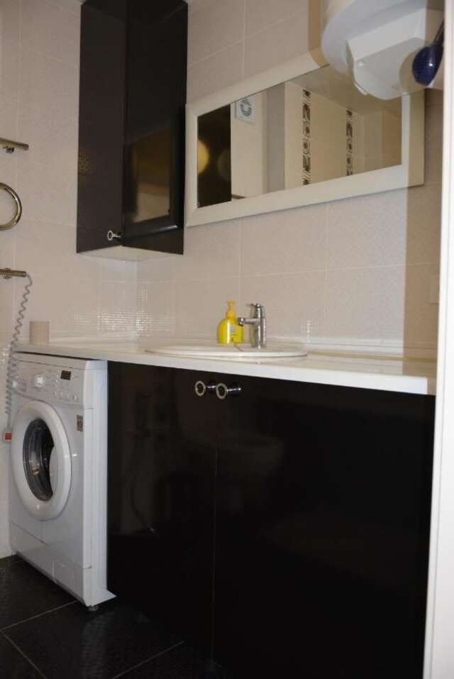 Апартаменты Kirova 27D white DELUX studio Днепр-17