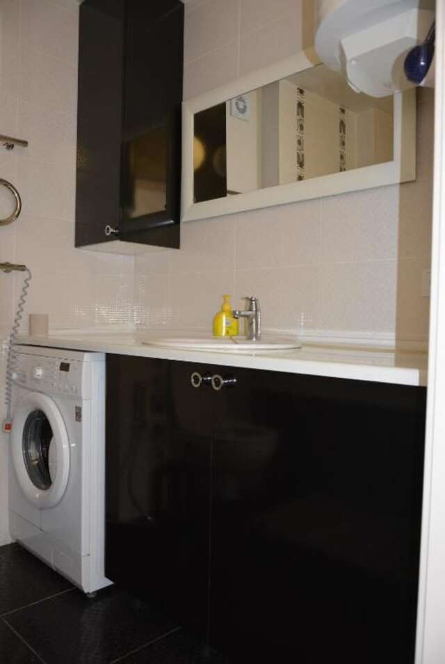 Апартаменты Kirova 27D white DELUX studio Днепр-31